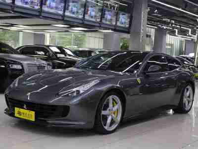 法拉利 GTC4Lusso  2017款 3.9T V8