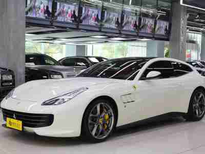 法拉利 GTC4Lusso  2017款 3.9T V8