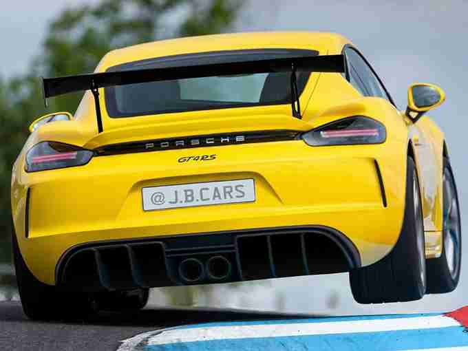 全新款保时捷718 Cayman GT4 RS渲染图