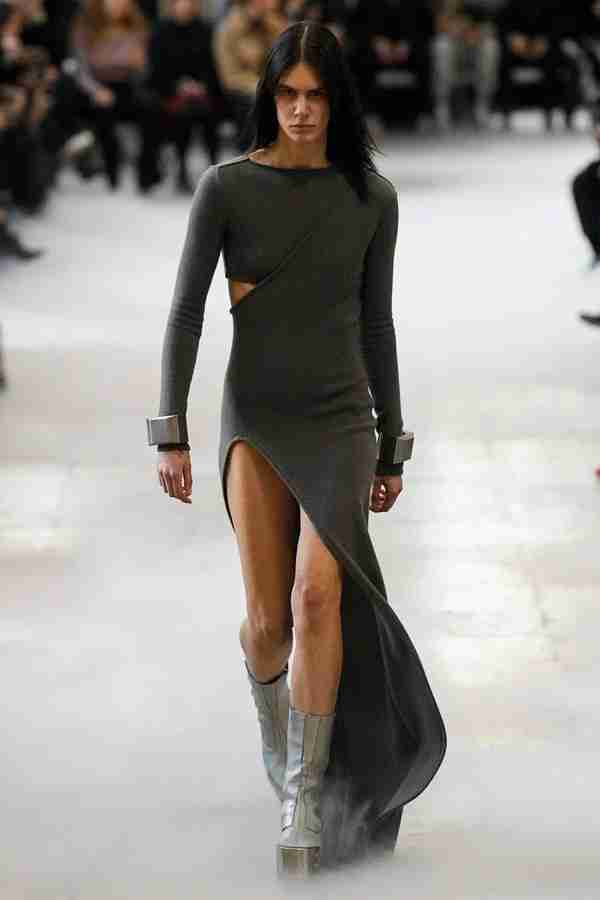 Rick Owens 2020秋冬系列：暗黑的极致精彩