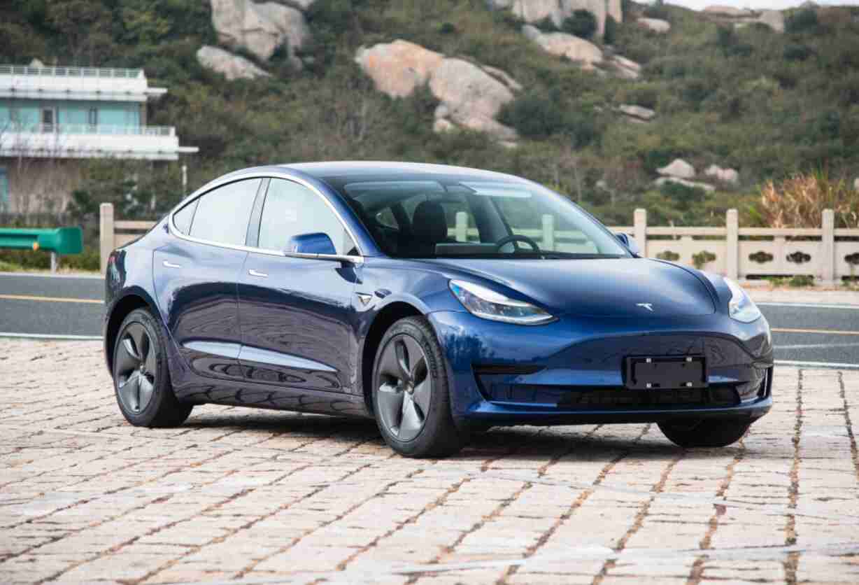 国产特斯拉MODEL3图片