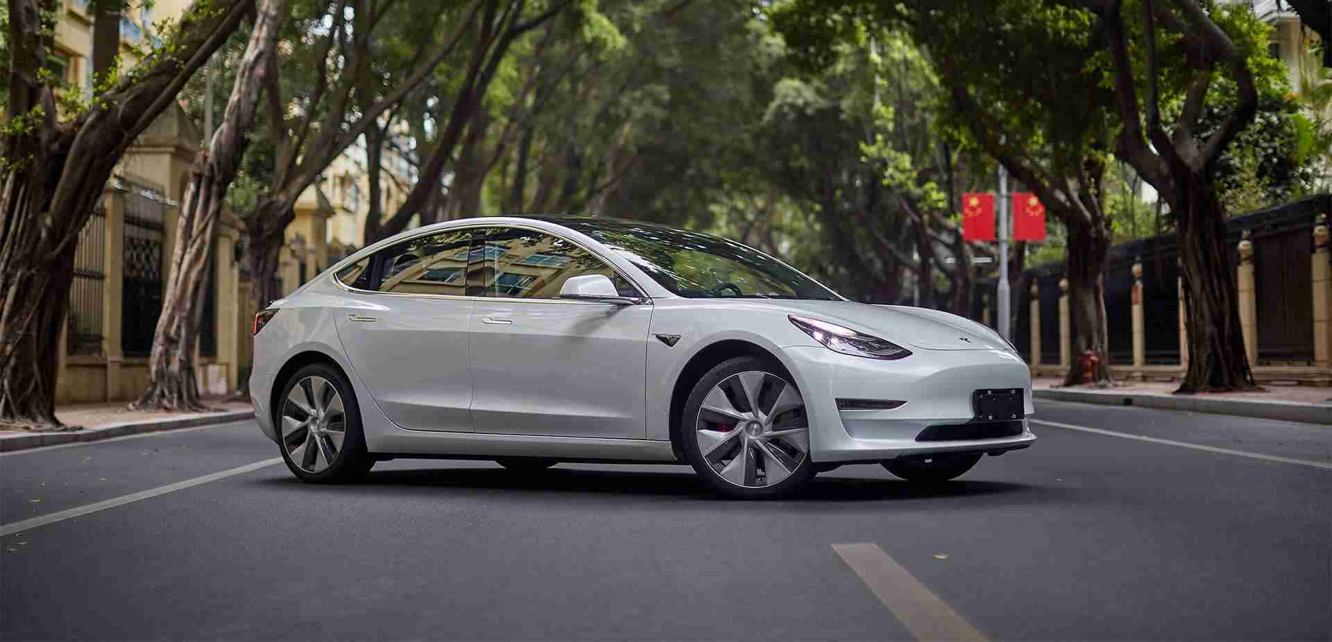 国产版特斯拉Model 3电动汽车图片